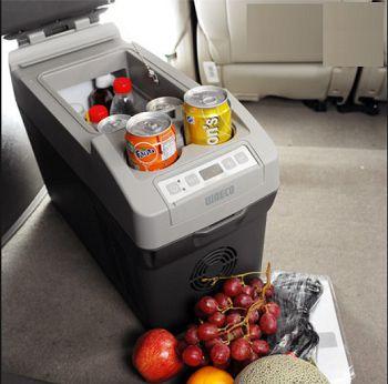 Tủ bảo quản thực phẩm trên xe ô tô