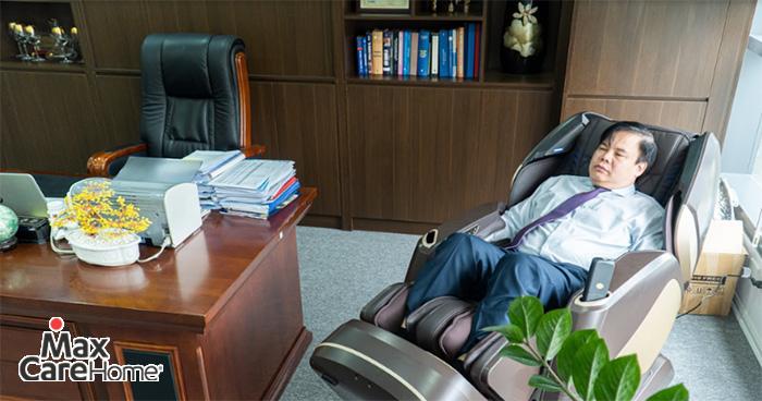Ghế massage rất thích hợp cho dân văn phòng thư giãn & nghỉ ngơi