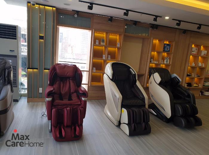 Nhiều mẫu ghế massage cao cấp được trưng bày tại Showroom