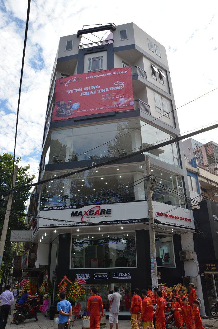 Ấn tượng không khí ngày khai trương Showroom 213 đường 3/2, P.11, Q.10