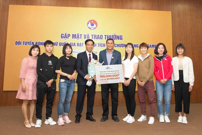Maxcare Home tặng phần thưởng ‘’khủng’’ cho đội tuyển bóng đá nữ Việt Nam