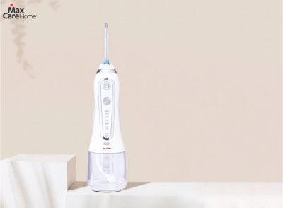 Lý do người niềng răng nên dùng máy tăm nước vệ sinh răng miệng mỗi ngày