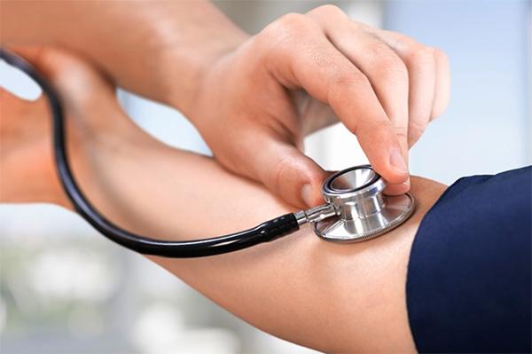 Cải thiện huyết áp khi sử dụng ghế massage thường xuyên