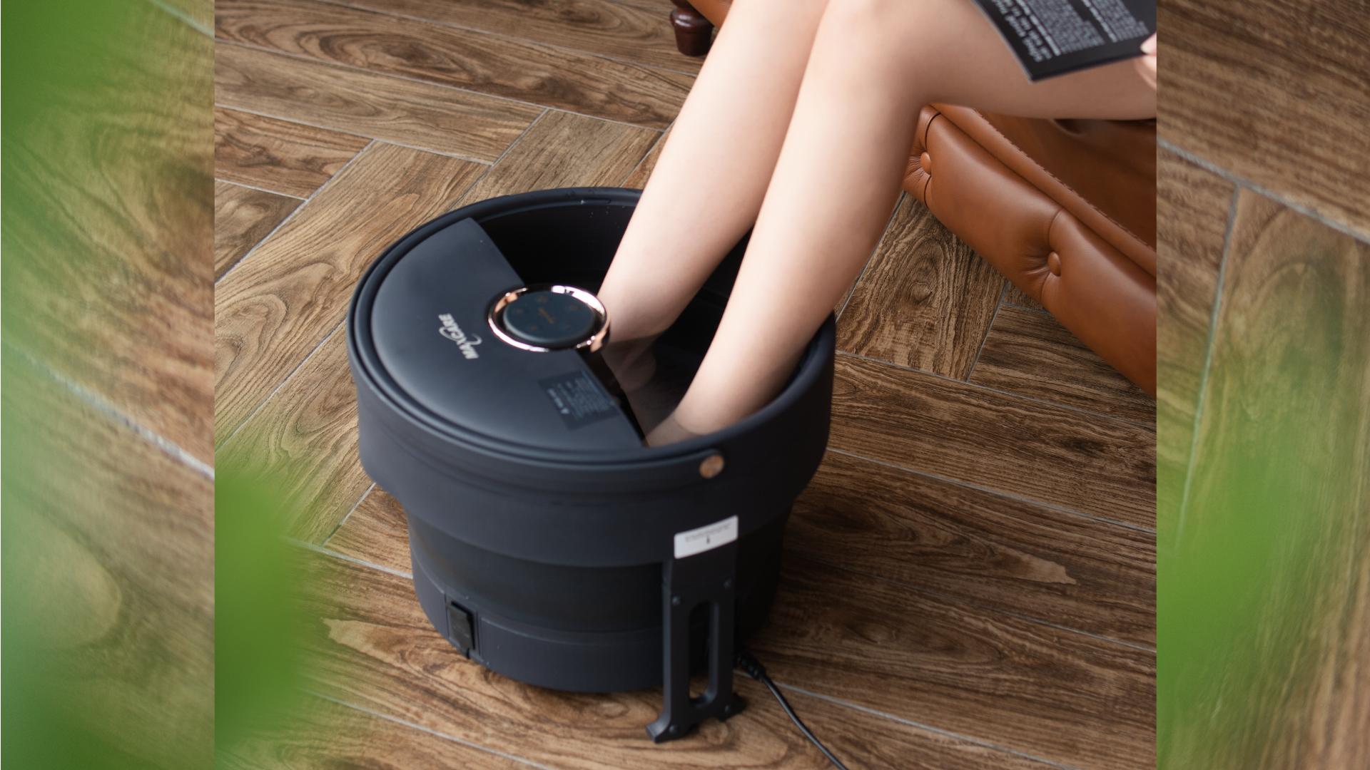 Khám phá Bồn ngâm chân massage GẤP GỌN, con lăn tự động Maxcare Max648Pro