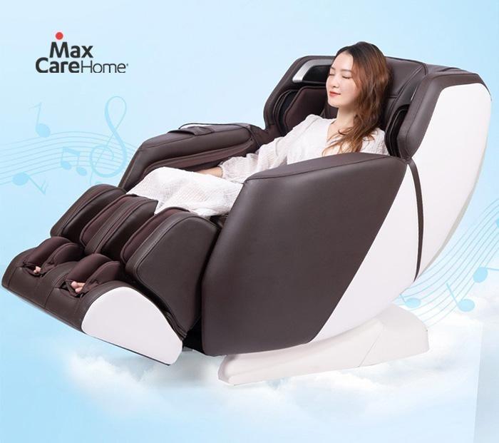 Ghế massage toàn thân Maxcare Max684PRO với đường đi con lăn SL dài 130cm