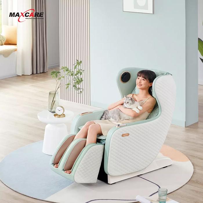 Ghế massage toàn thân Maxcare Soro V1 nhỏ gọn, đẹp mắt