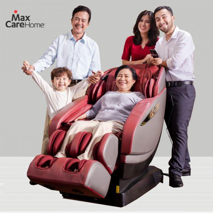 Massage thư giãn, giảm nhức mỏi cơ thể với ghế massage toàn thân Maxcare668