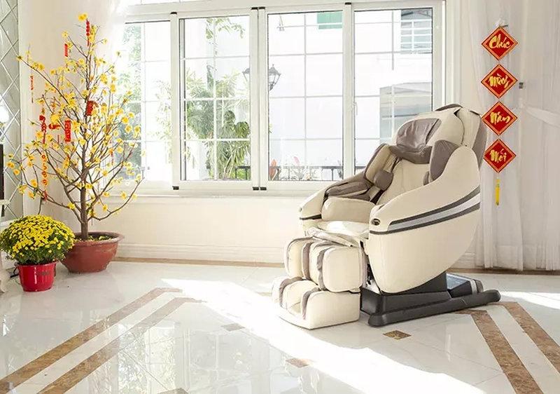 Hình ảnh ghế massage toàn thân Inada Dreamwave HCP-11001D trong phòng khách