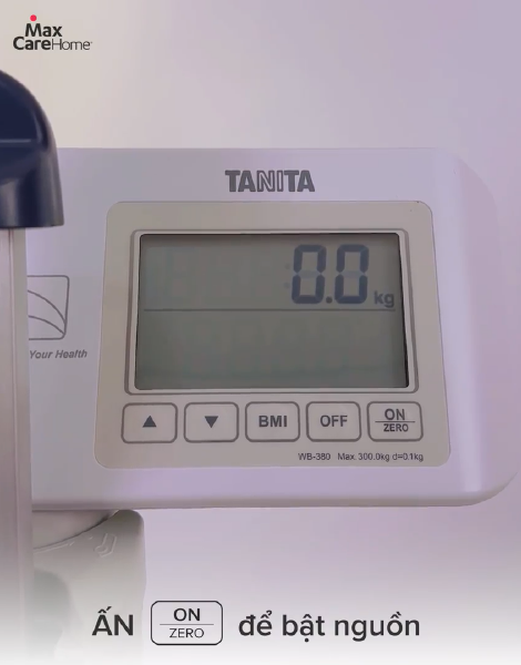 đo cân nặng bằng cân chuyên dụng tanita wb-380h